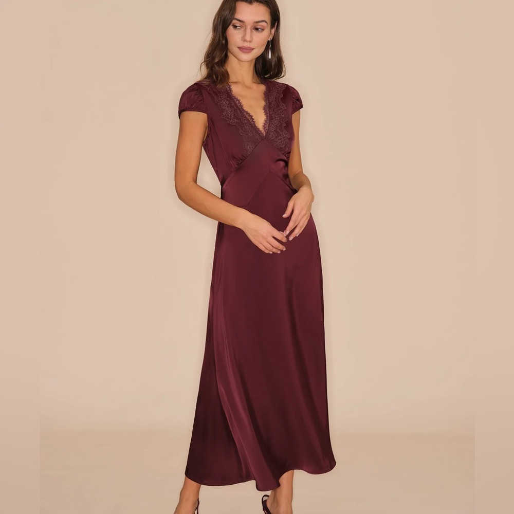 Rihoas Wine Red V Neck Lace Maxi Dress - Picture 6 of 8